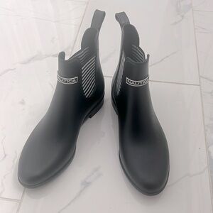 Black Nautica ankle cut rain boots